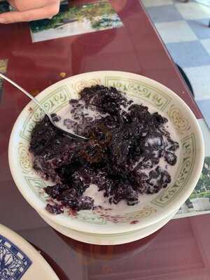 Mai's Thai Restaurant