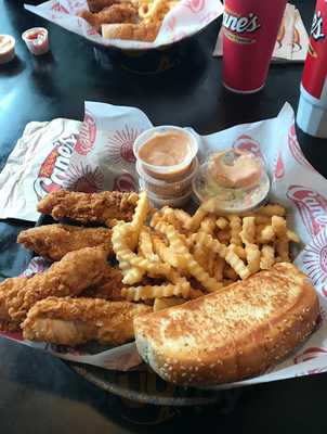 Raising Cane's Chicken Fingers