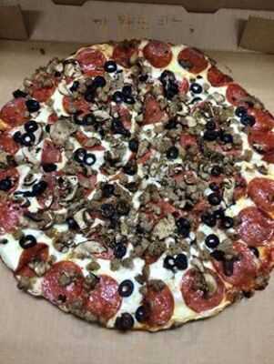 Momma's Pizza And More