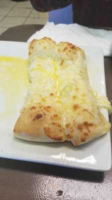 Momma's Pizza And More