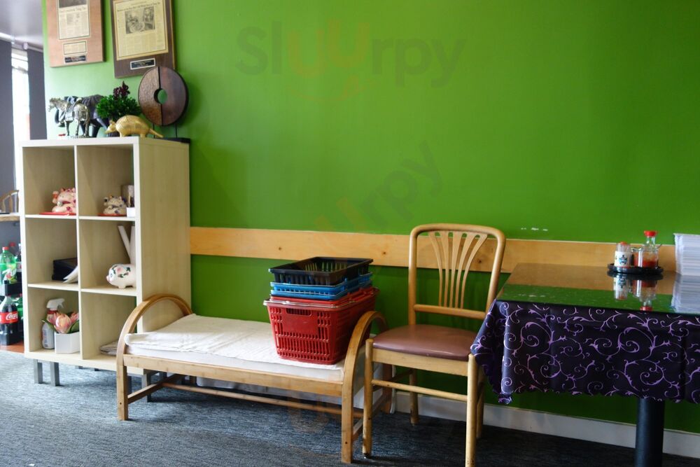 Tsing Tao Restaurant