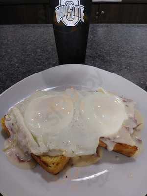 Big Apple Cafe At Log Pond