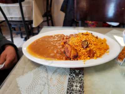 El Rincon De Mi Quisqueya Restaurant