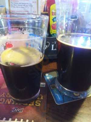 Hoopsters Sports Bar & Grill