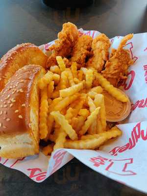 Raising Canes Chicken Fingers