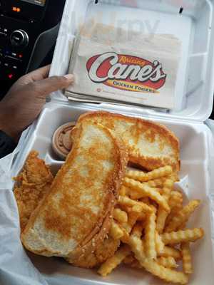 Raising Canes Chicken Fingers