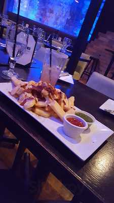 De Cache Restaurant & Lounge