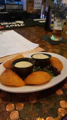 De Cache Restaurant & Lounge