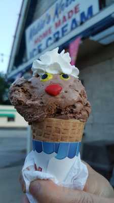 Katie's Corner Ice Cream