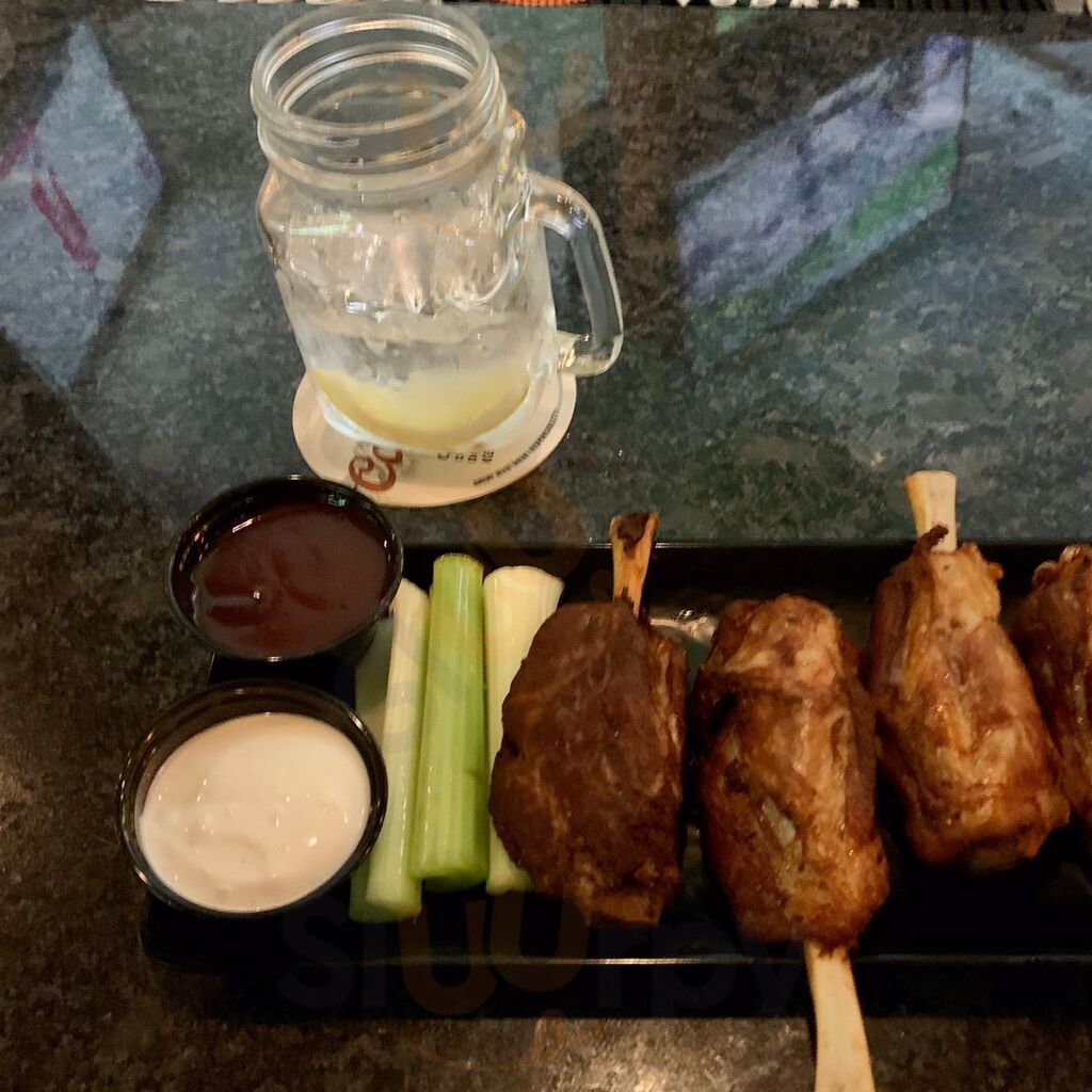 Backroads Burger & Bar