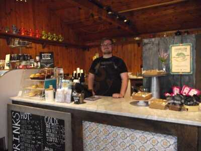 The Creek Cafe & Gourmet Market