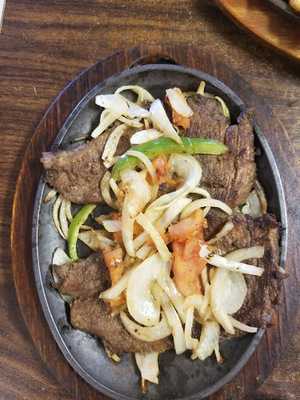 Sunnyside Seafood & Steak Restaurant