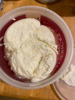 Carvel Ice Cream And Bakery