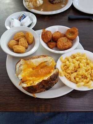 Karl's Family Restaurant