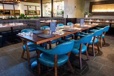 Earl's Restaurant At The Meadows