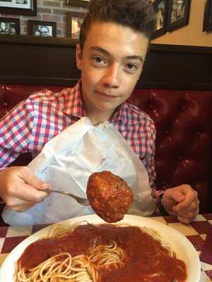 Ralphie's Cafe Italiano