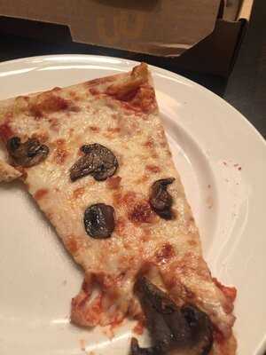 Il Ponte Vecchio Pizzeria E Trattoria