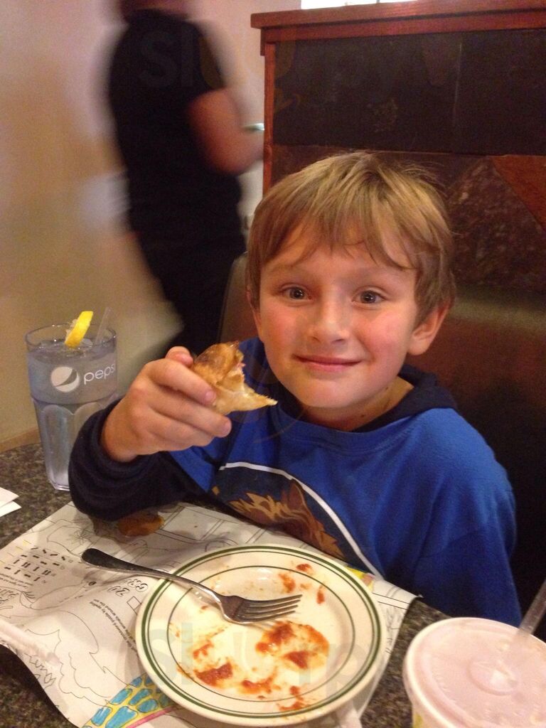 Carmine's Pizza & Pasta