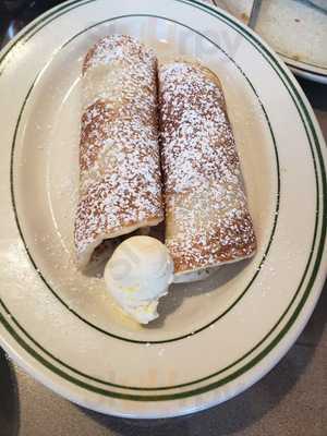 Flo's Coffee Shop And Restaraunt