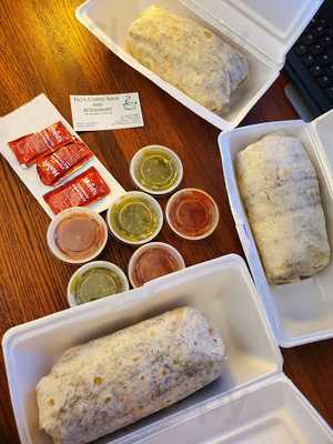 Flo's Coffee Shop And Restaraunt