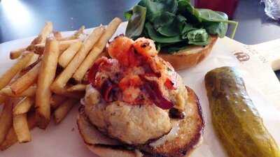 The Cru Pizza And Deli