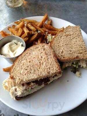 Silverspoon Cafe & Catering