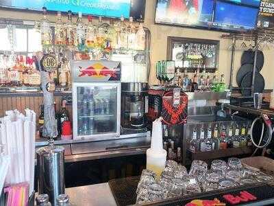 Wings-pizza-n-things