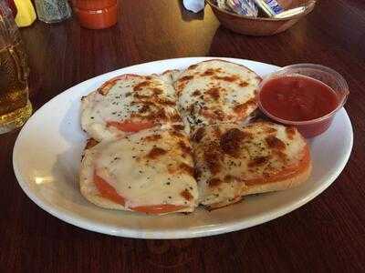 Chuck & Irene's Hotel & Bar