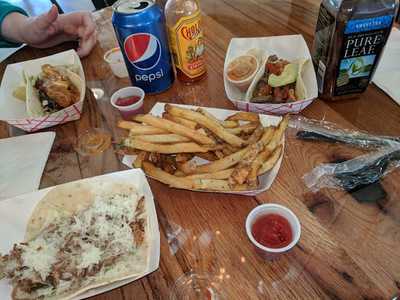 Mae's Foodhall