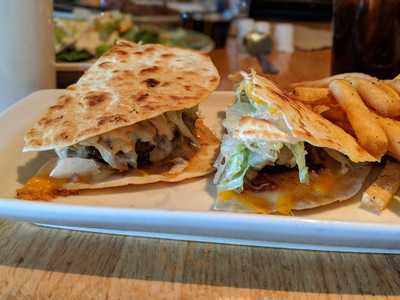 Applebee's Grill + Bar