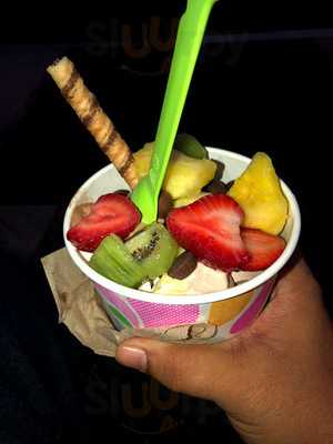 Yogurtland