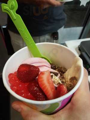 Yogurtland