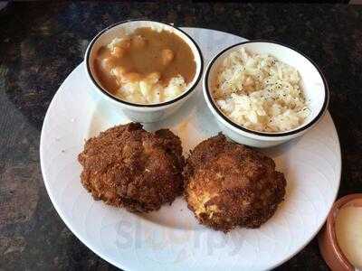 Upscale Homefood & Sports Bar Lounge