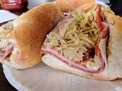 Ry's Hoagie Hut