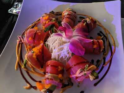 Sake Sushi