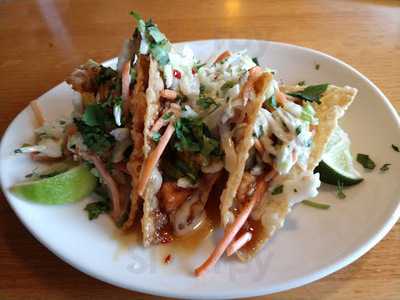 Applebees Bar & Grill