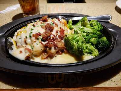 Applebees Bar & Grill