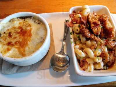 Applebees Bar & Grill