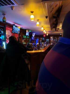 I Don't Know Sports Grille