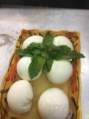 Bella Italian Eatery