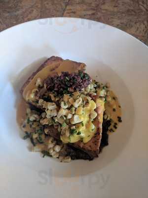 Blue Apron Restaurant And Red Rooster Bar