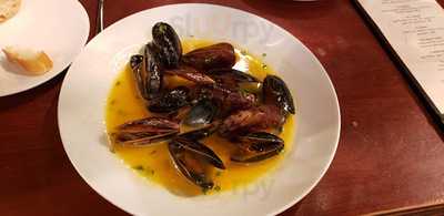 Blue Apron Restaurant And Red Rooster Bar