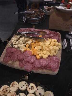 Bristol Cafe & Market