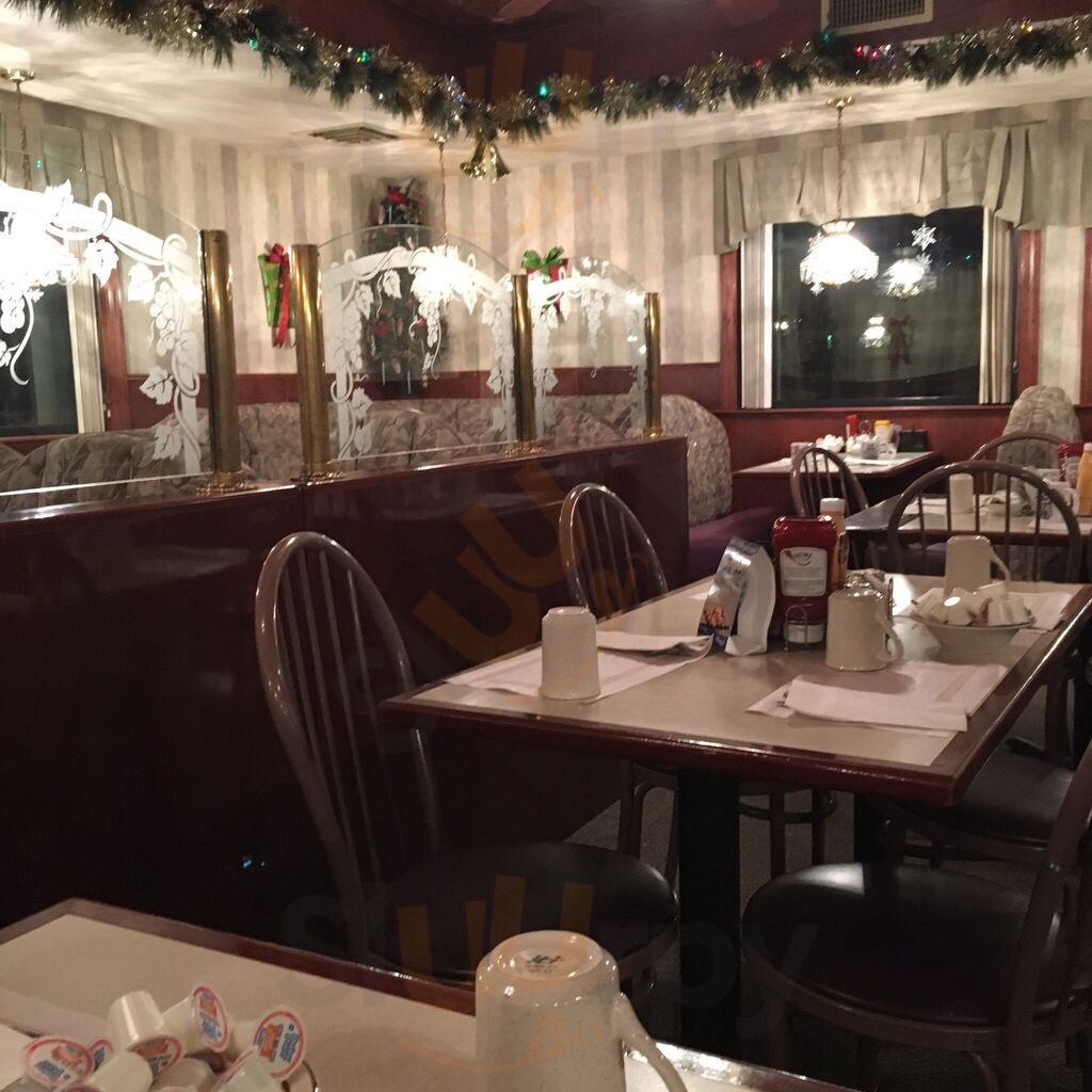 Golden Flame Family Restaurant