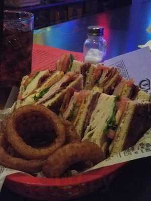 Wisco Tech Bar & Grille