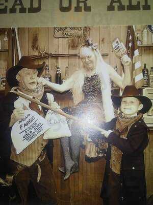 The Country Club Bar And Grill