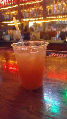 O'mainnin's Pub & Grill