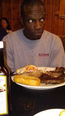 Ruben's Fish And Steak House