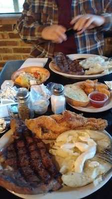 Ruben's Fish And Steak House