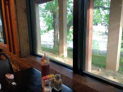 Ruben's Fish And Steak House